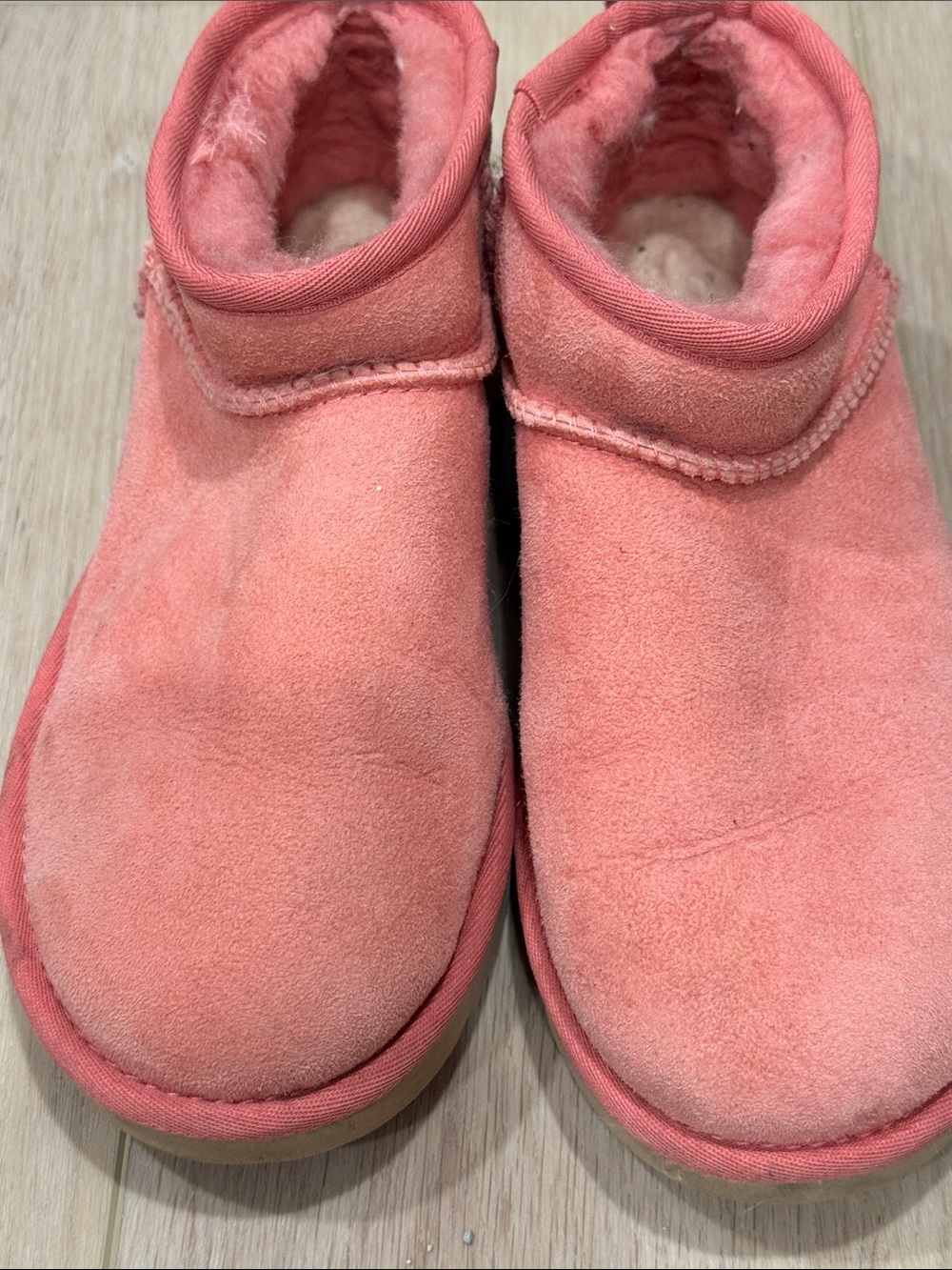 UGG women’s  Coral Pink Suede Plush-Lined Ankle Boots - Picture 4 of 5